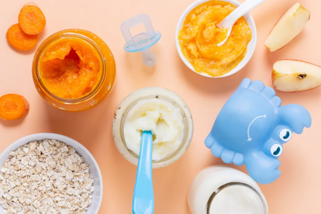 Homemade Organic Baby Food – Pureed Carrots, Apples, and Oats in Glass Jars